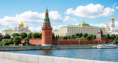 Из Москвы