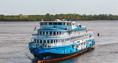Теплоход-пансионат «Н.А. Некрасов»